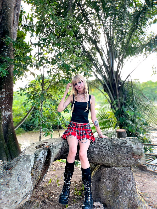 jadelaverne instagram image archive image