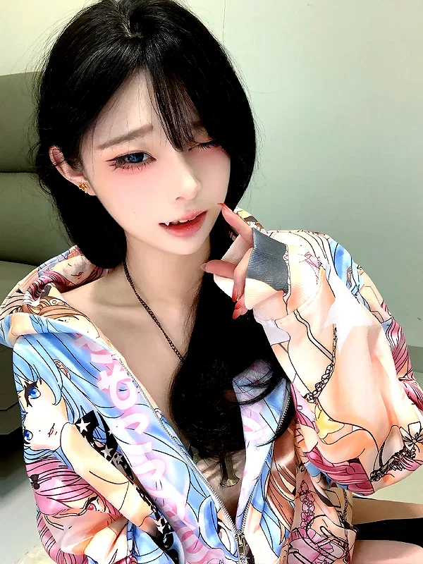 yingyinng_ instagram image archive image