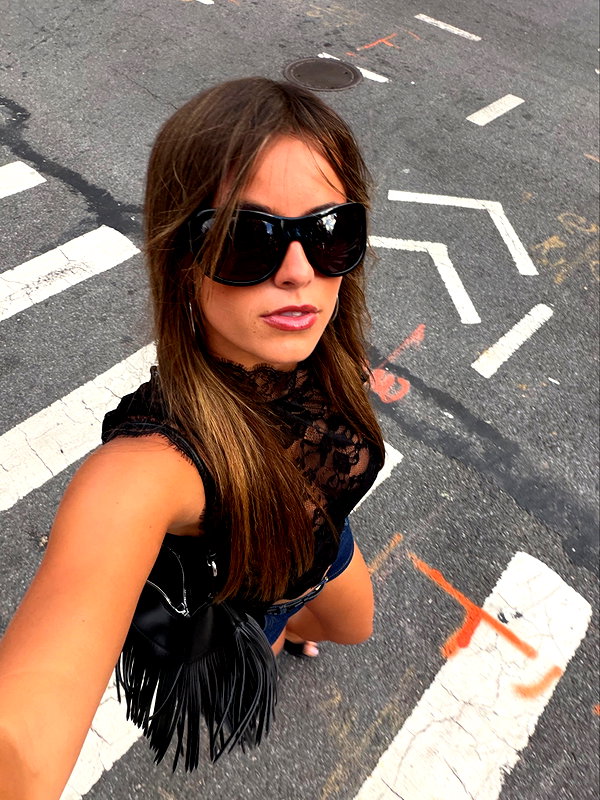 isabella.lauren instagram image archive image