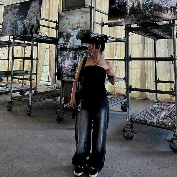 connie.01j instagram image archive image