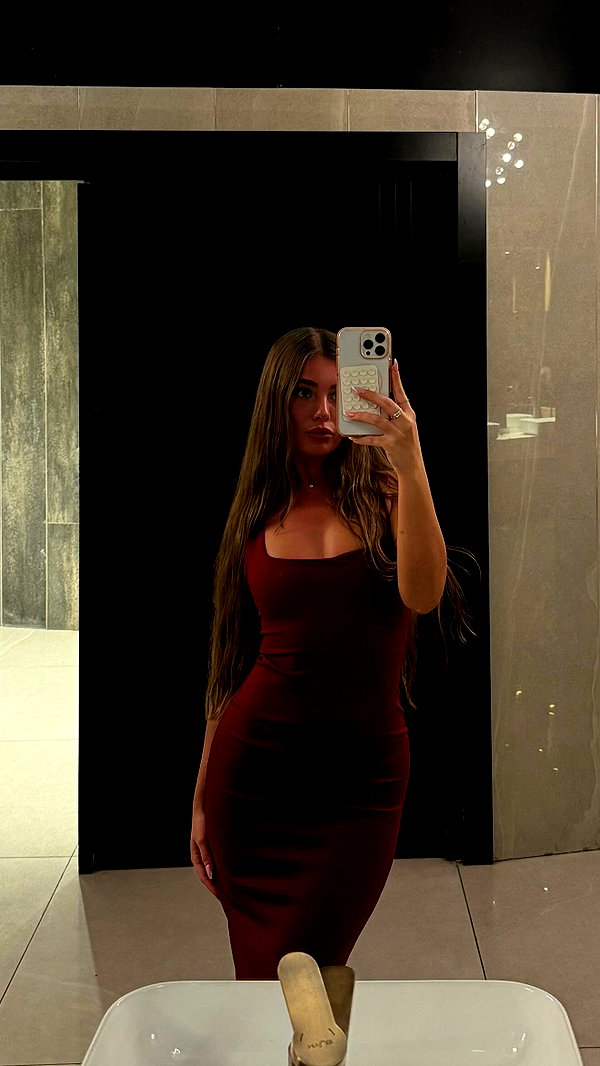 daniella_zeldis instagram image archive image