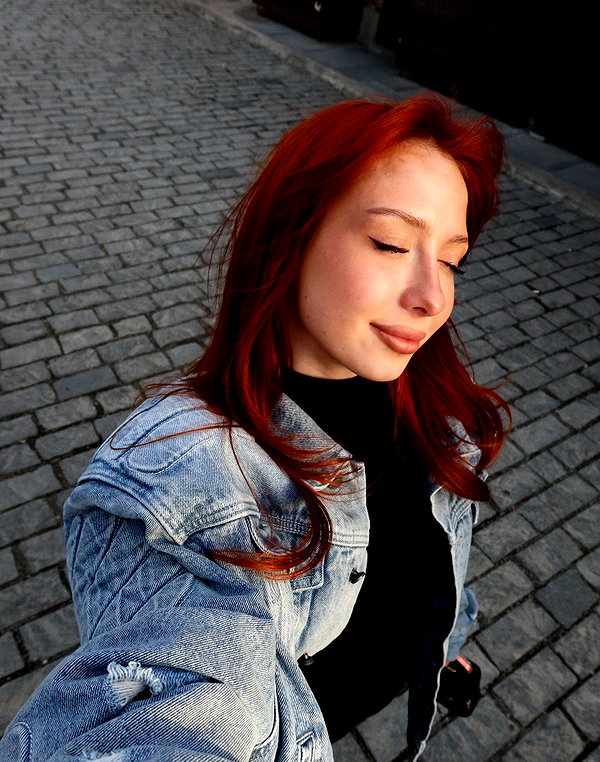 liiin.sun instagram image archive image