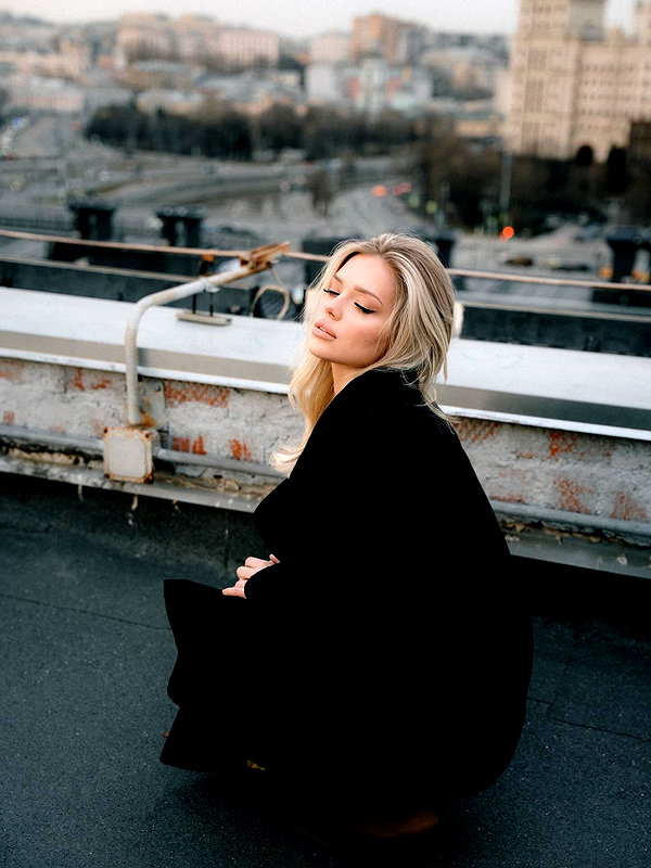 esmireal instagram image archive image