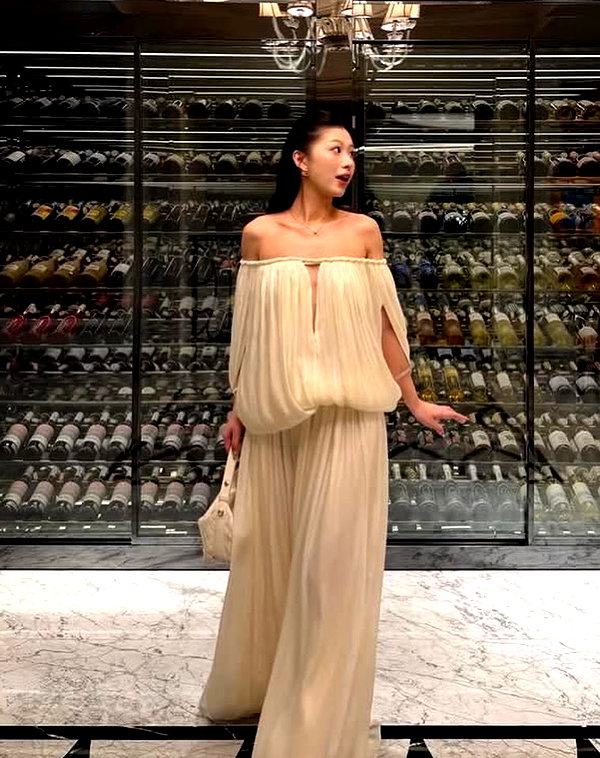 lyhythuedoxinh instagram image archive image