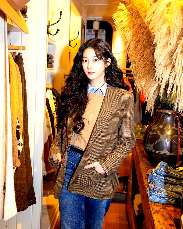 zuhazana instagram image archive image