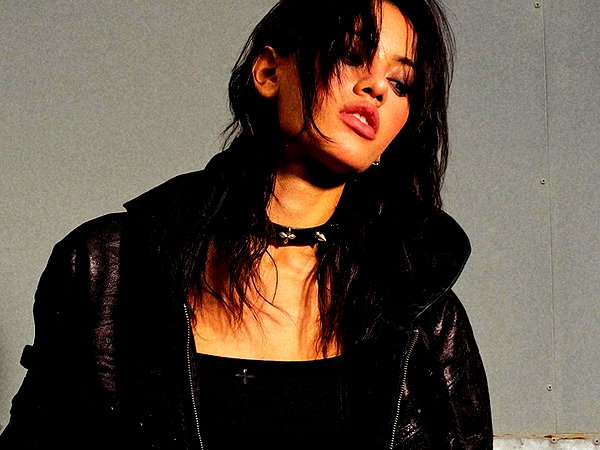 leonanaomii instagram image archive image