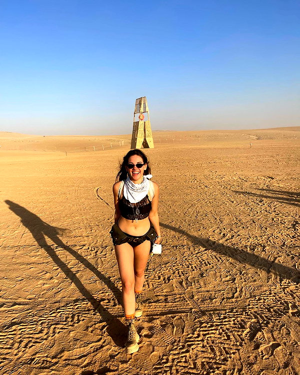 eva_romanovski instagram image archive image