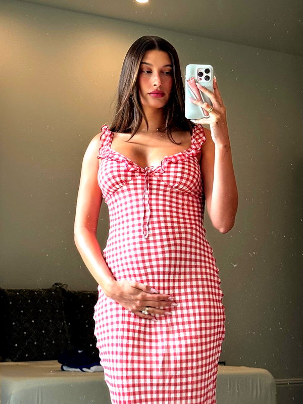 haileybieber instagram image archive image