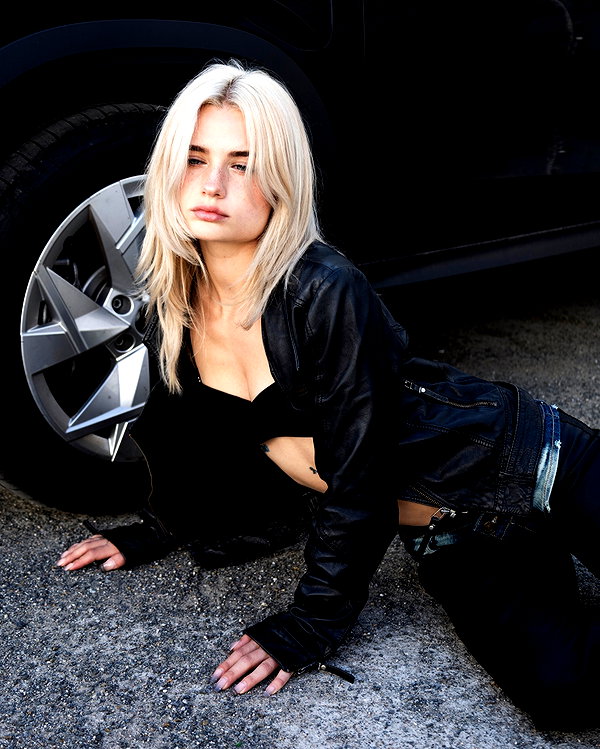 bymonamarie instagram image archive image