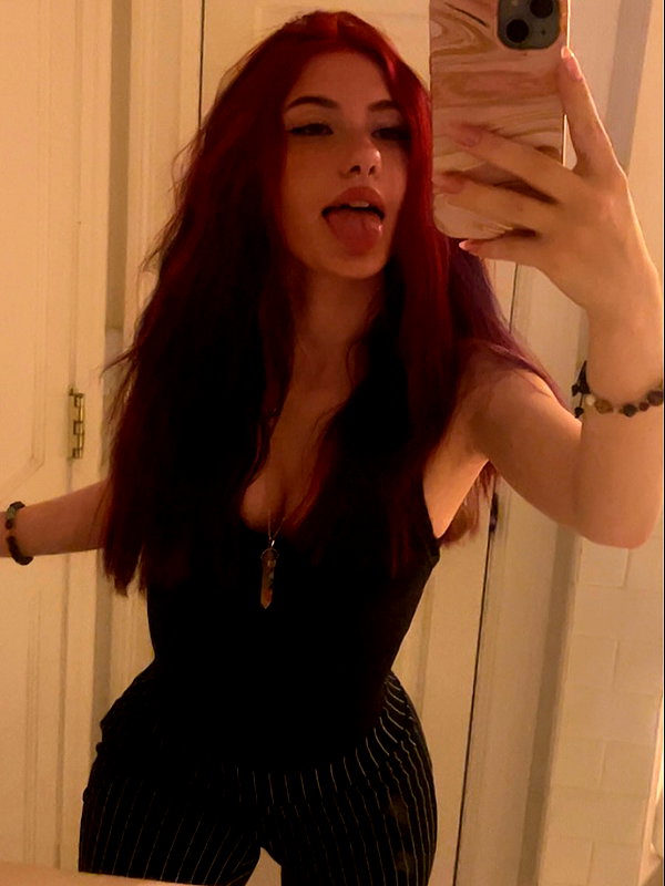 viviiieli instagram image archive image