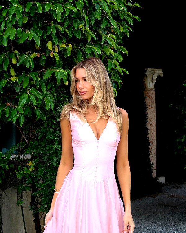 sophiebatzloff instagram image archive image
