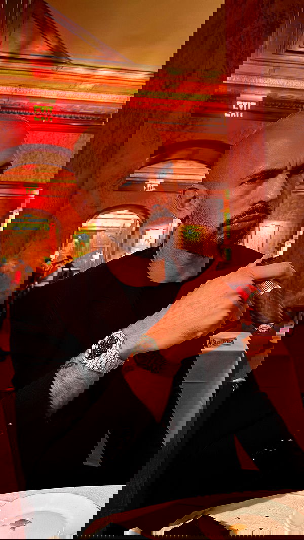 tateauraa tateauraa archive image