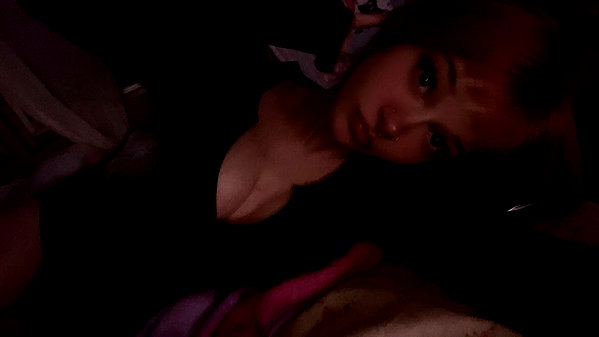 nolegsgirl archive image