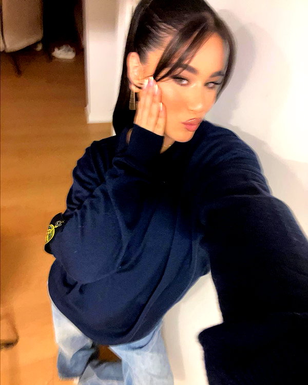 netabar instagram image archive image