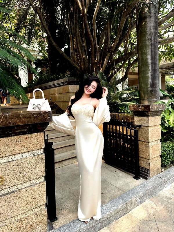 lyhythuedoxinh instagram image archive image