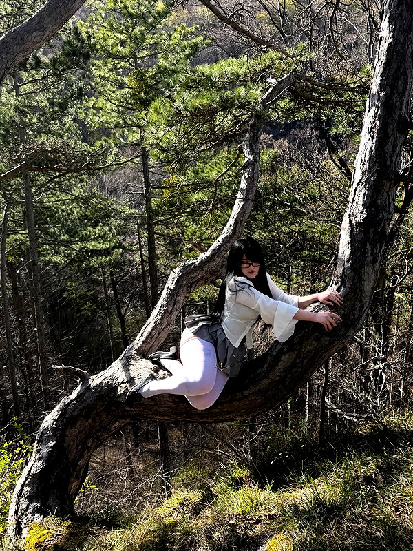 andasrose instagram image archive image