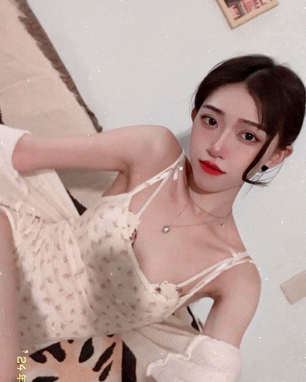 ge.more_x instagram image archive image