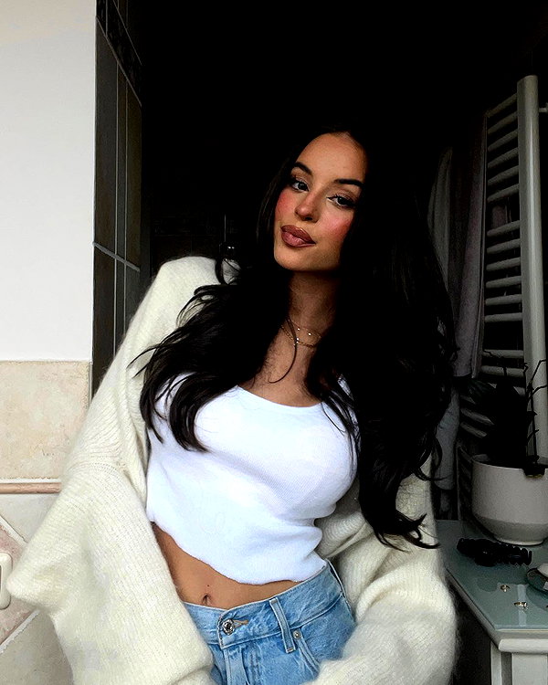 zoeliss instagram image archive image