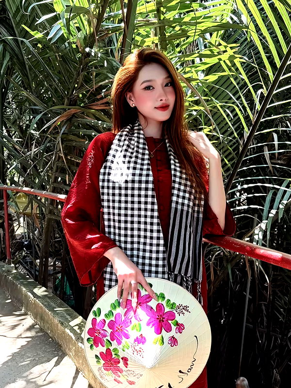 lyhythuedoxinh instagram image archive image