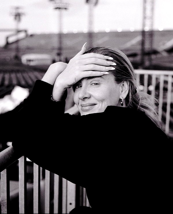 adele instagram image archive image