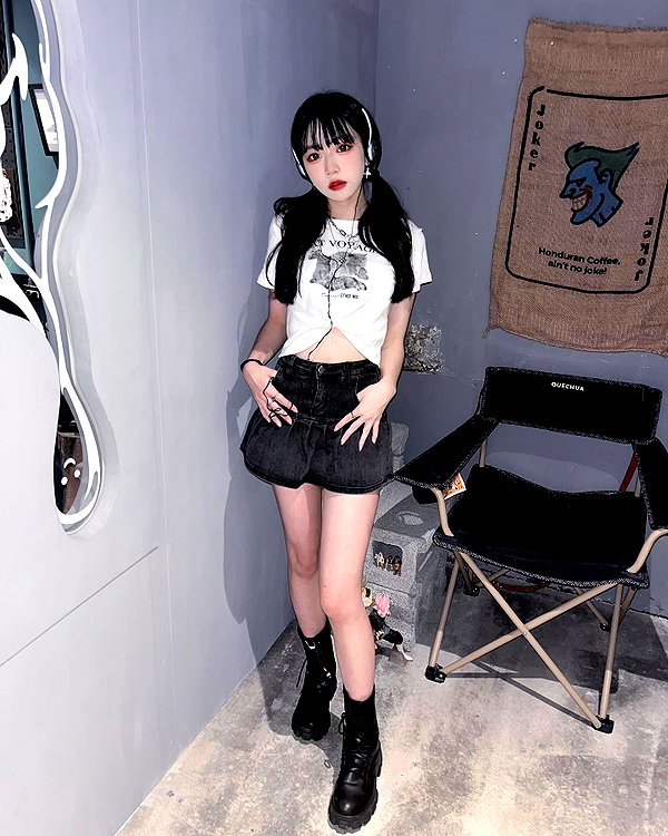 nixqq.425_ instagram image archive image