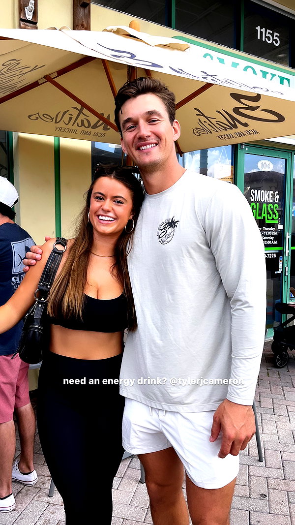 isabella.lauren instagram image archive image