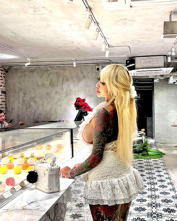 lyhythuedoxinh instagram image archive image