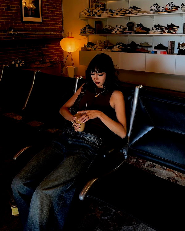 julia_ruelas instagram image archive image