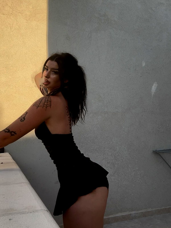shawtysuzi instagram image archive image