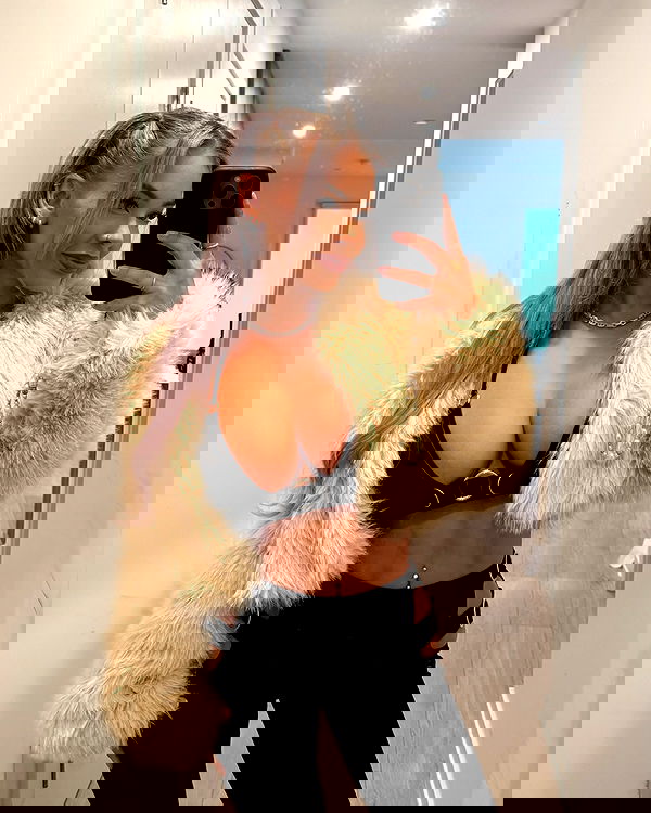 itshayleydavies itshayleydavies archive image