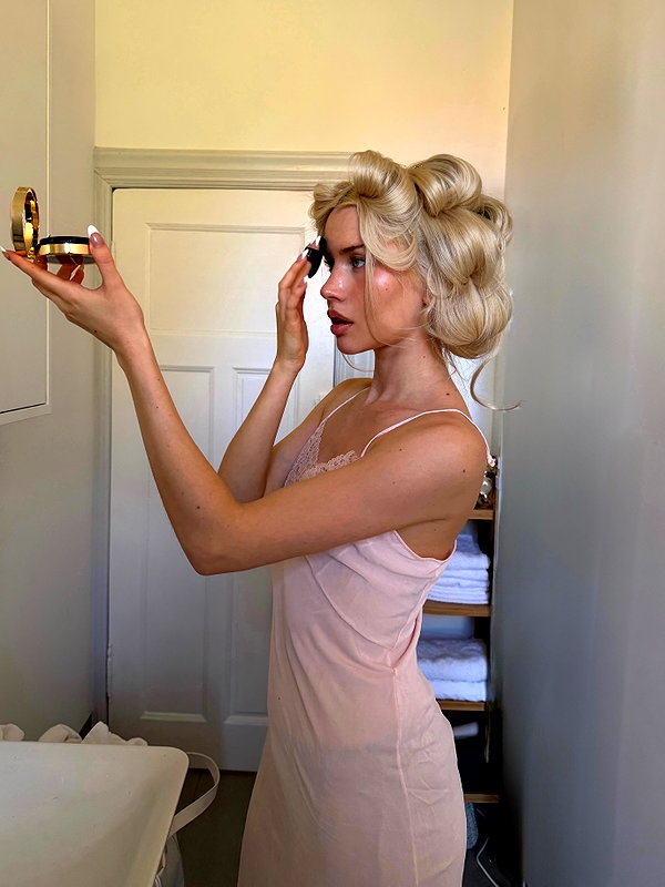 girlcalledluca instagram image archive image