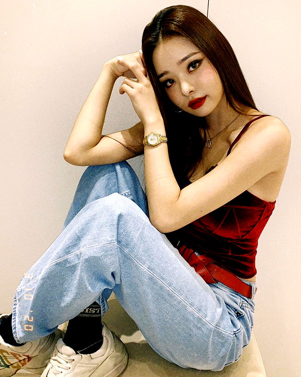 dear.zia instagram image archive image
