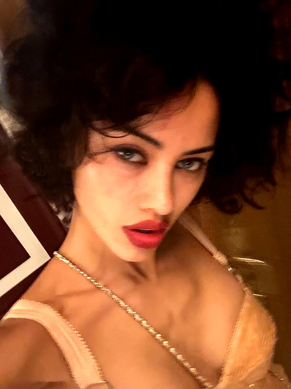 leonanaomii instagram image archive image