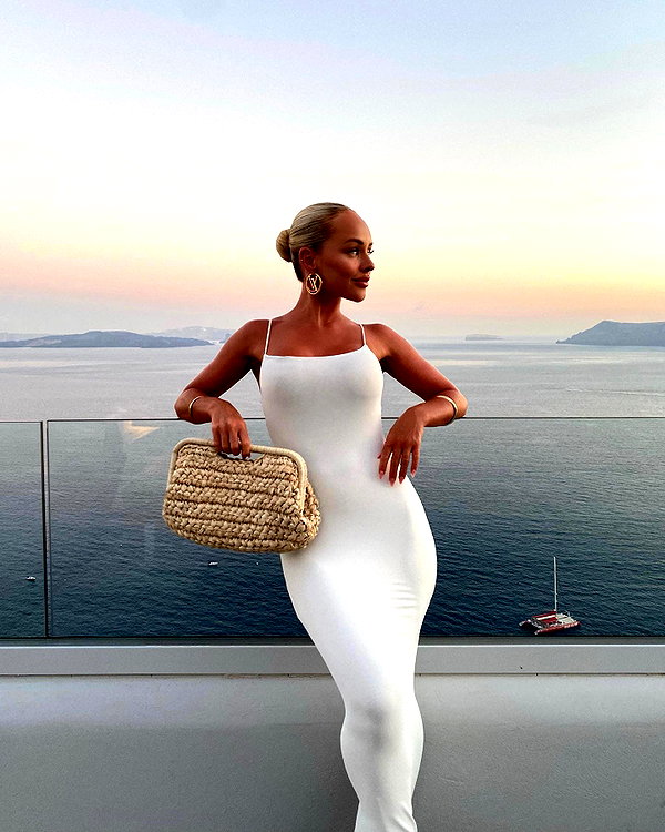allieauton instagram image archive image