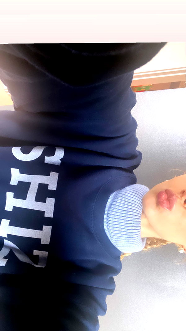 arianagrande instagram image archive image