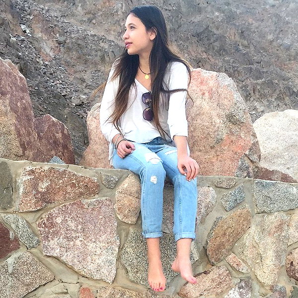 romi_henenson instagram image archive image