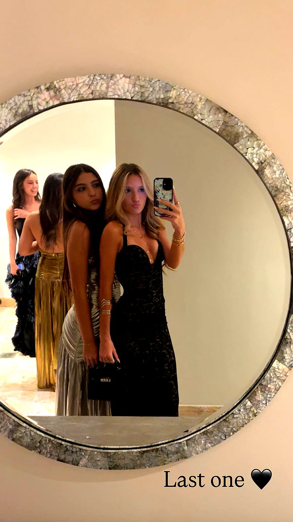Archived image from @kenzieriv on Instagram