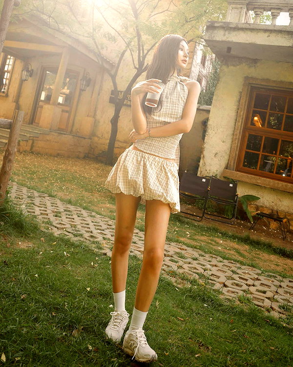 ll.lu1s instagram image archive image