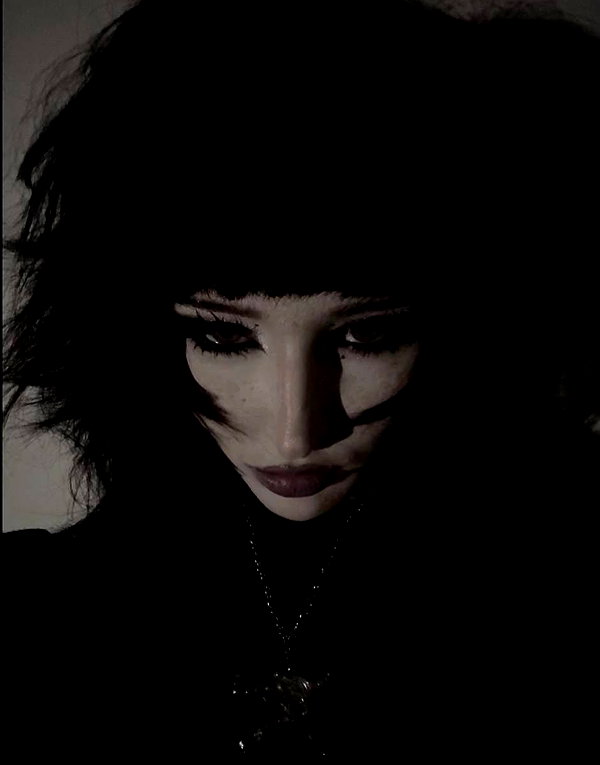 Archived image from @kk3tr1n4 on Instagram