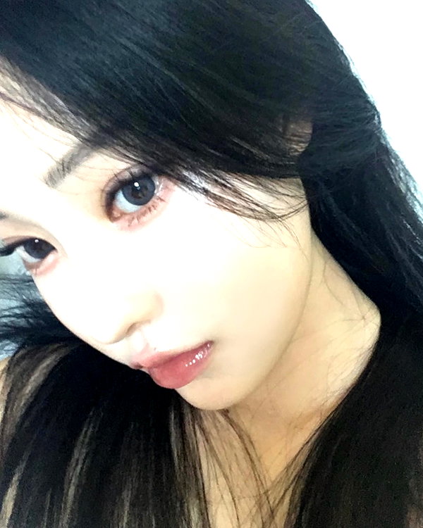 daxbin instagram image archive image