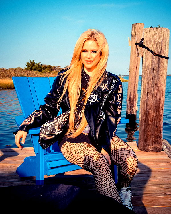 avrillavigne instagram image archive image