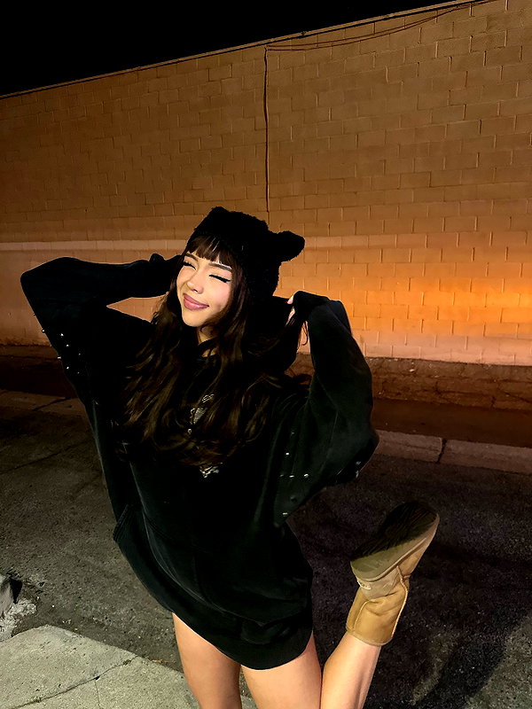 neiimaaa instagram image archive image