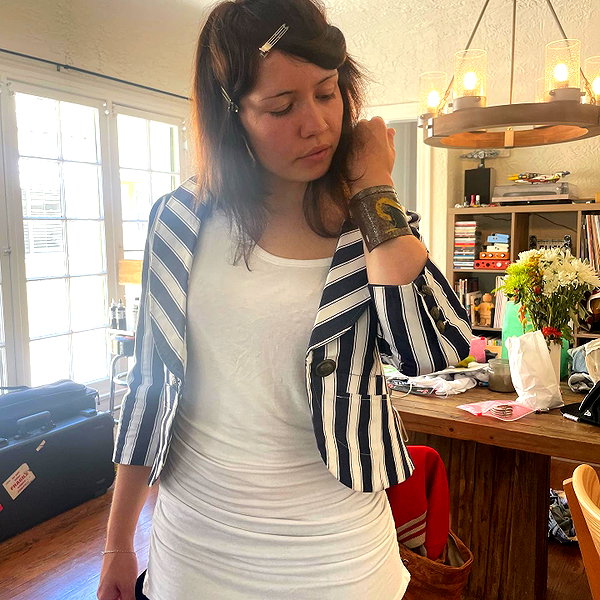 Archived image from @lolabllue on Instagram