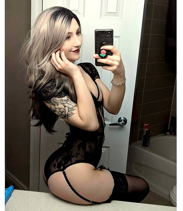 luxlo.xo instagram image archive image