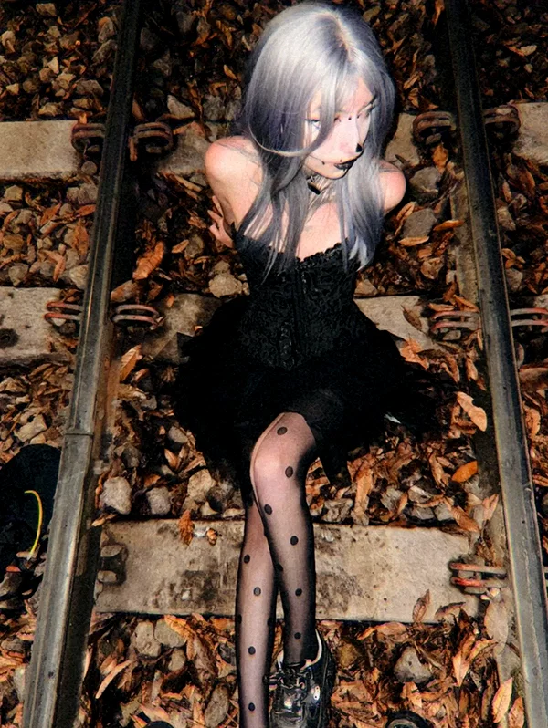 nyx_o_o_ instagram image archive image