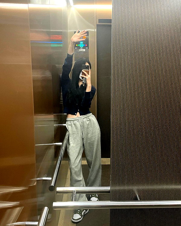 daxbin instagram image archive image