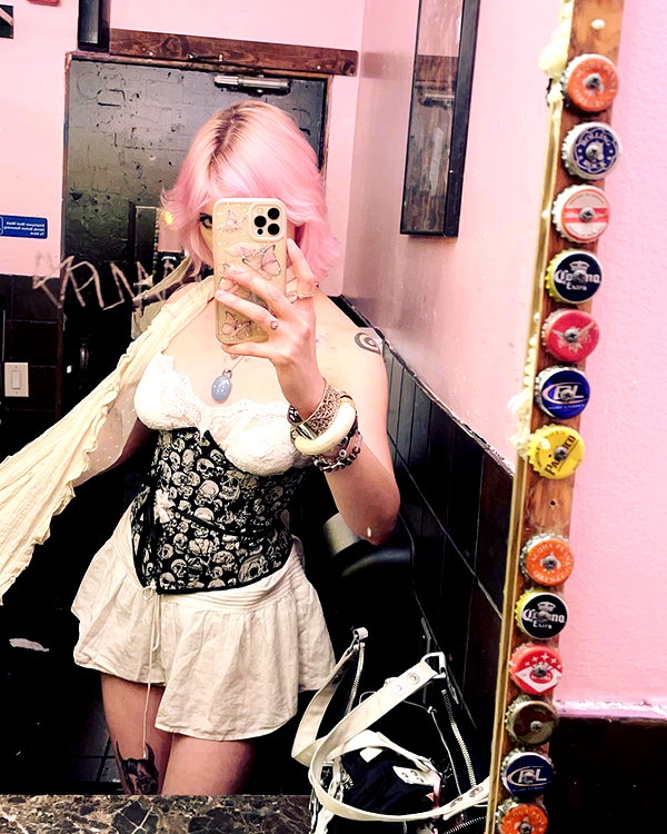 haileylayfield instagram image archive image