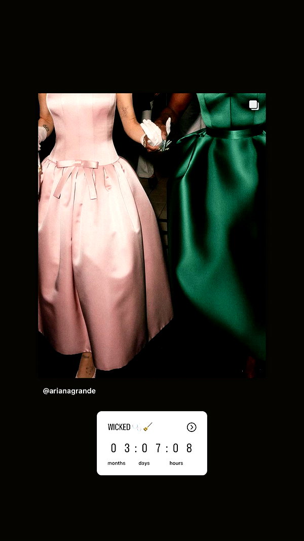arianagrande instagram image archive image