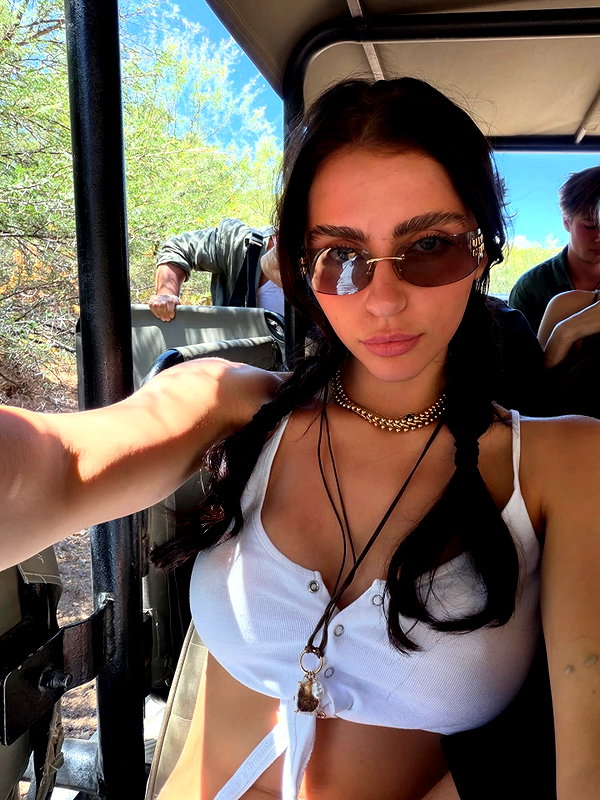 laurenhamden instagram image archive image
