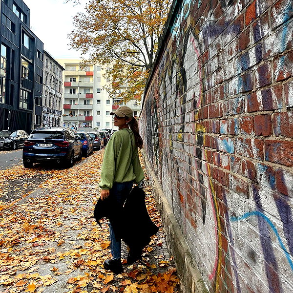 annezivi instagram image archive image